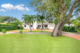 160 South Dr, Miami Springs, FL 33166 - Photo 1