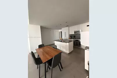 88 SW 7th St #810, Miami, FL 33130 - Photo 11