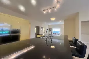 803 Vista Meadows Dr, Weston, FL 33327 - Photo 11