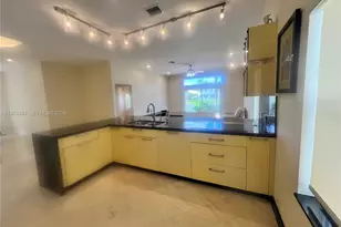 803 Vista Meadows Dr, Weston, FL 33327 - Photo 17
