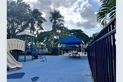 803 Vista Meadows Dr, Weston, FL 33327 - Photo 85
