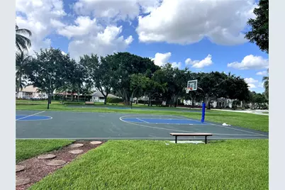 803 Vista Meadows Dr, Weston, FL 33327 - Photo 87