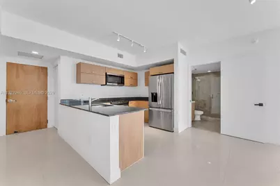 350 S Miami Ave #2006, Miami, FL 33130 - Photo 11