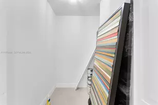 350 S Miami Ave, Miami, FL 33130 - Photo 13