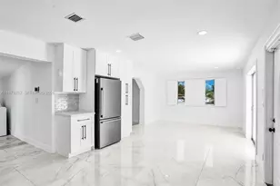 4320 NW 26th St, Lauderhill, FL 33313 - Photo 11