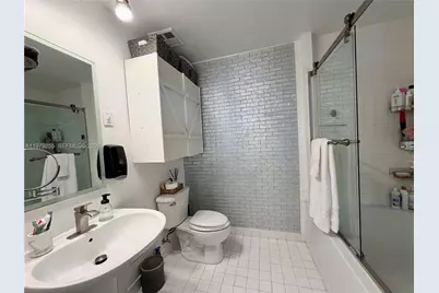 10 SW South River Dr #715, Miami, FL 33130 - Photo 13