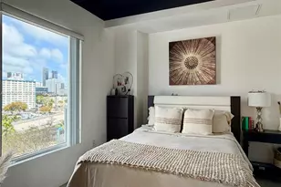 10 SW South River Dr, Miami, FL 33130 - Photo 7