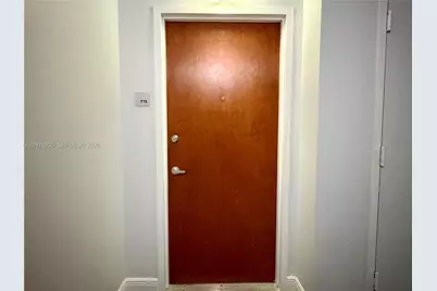 10 SW South River Dr #715, Miami, FL 33130 - Photo 19