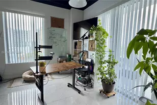 10 SW South River Dr, Miami, FL 33130 - Photo 15