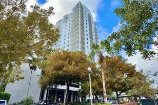 10 SW South River Dr, Miami, FL 33130 - Photo 35