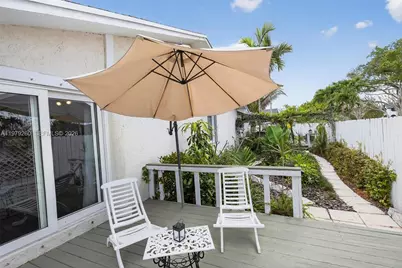 10230 SW 130th Ave, Miami, FL 33186 - Photo 17