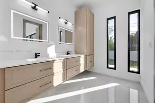 472 S Royal Poinciana Blvd, Miami Springs, FL 33166 - Photo 15