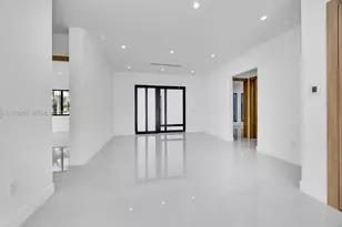 472 S Royal Poinciana Blvd, Miami Springs, FL 33166 - Photo 5