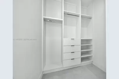 472 S Royal Poinciana Blvd, Miami Springs, FL 33166 - Photo 17