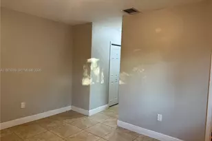 4734 SW 4th St, Miami, FL 33134 - Photo 15