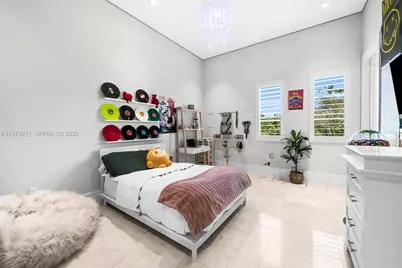 11750 SW 68th Ct, Pinecrest, FL 33156 - Photo 23