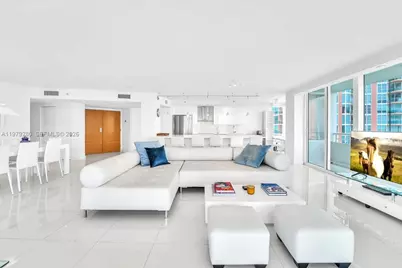 400 S Pointe Dr #1910, Miami Beach, FL 33139 - Photo 9