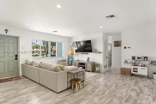 2211 NE 35th Ct, Lighthouse Point, FL 33064 - Photo 15