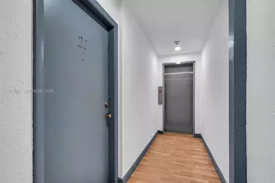 2615 Collins Ave #21, Miami Beach, FL 33140 - Photo 3