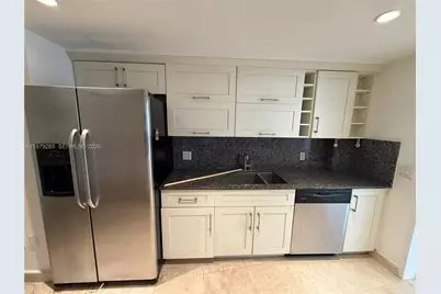 5255 Collins Ave #7B, Miami Beach, FL 33140 - Photo 23