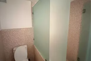 5255 Collins Ave, Miami Beach, FL 33140 - Photo 5