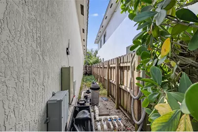 14929 SW 176th Ter, Miami, FL 33187 - Photo 31