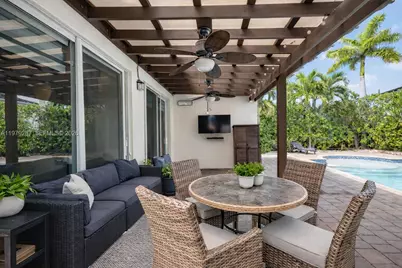 14929 SW 176th Ter, Miami, FL 33187 - Photo 29