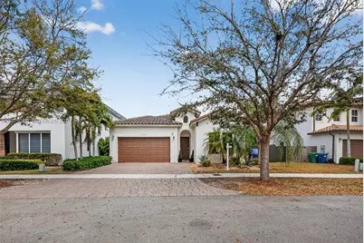 14929 SW 176th Ter, Miami, FL 33187 - Photo 1