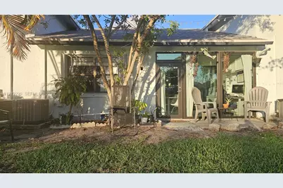 8019 NW 100th Dr, Tamarac, FL 33321 - Photo 13