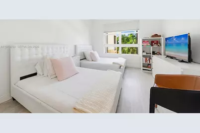 701 Crandon Blvd #302, Key Biscayne, FL 33149 - Photo 25