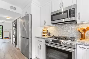 10548 SW 112th Ave, Miami, FL 33176 - Photo 17