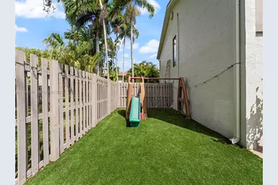 10548 SW 112th Ave, Miami, FL 33176 - Photo 35