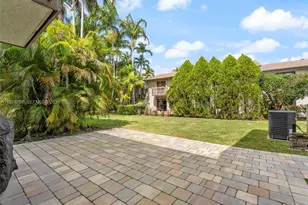 10548 SW 112th Ave, Miami, FL 33176 - Photo 37