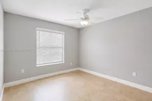 14566 SW 124th Pl, Miami, FL 33186 - Photo 9
