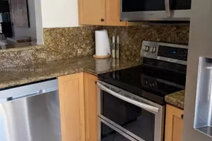 2661 NE 164th St, North Miami Beach, FL 33160 - Photo 5