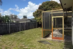 1761 SW 55th Ave, Plantation, FL 33317 - Photo 5