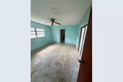 1761 SW 55th Ave, Plantation, FL 33317 - Photo 11