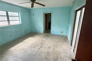 1761 SW 55th Ave, Plantation, FL 33317 - Photo 11