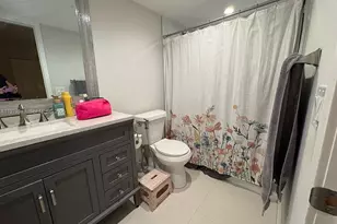 10280 NW 9th St Cir, Miami, FL 33172 - Photo 19