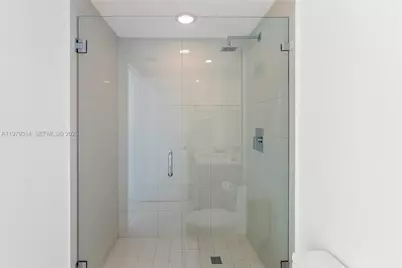 1300 S Miami Ave #2305, Miami, FL 33130 - Photo 31