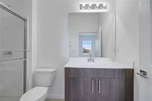 1121 NW 41st Ln, Lauderhill, FL 33313 - Photo 17