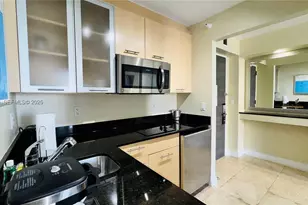 2670 E Sunrise Blvd, Fort Lauderdale, FL 33304 - Photo 15