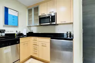 2670 E Sunrise Blvd, Fort Lauderdale, FL 33304 - Photo 13