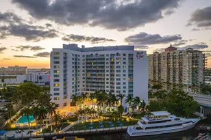 2670 E Sunrise Blvd, Fort Lauderdale, FL 33304 - Photo 3