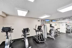 3530 Mystic Pointe Dr, Aventura, FL 33180 - Photo 39