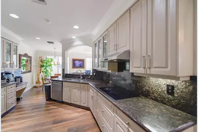 1448 Mariner Way, Hollywood, FL 33019 - Photo 11