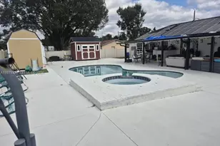 8016 Apache Ln, Lakeland, FL 33810 - Photo 1