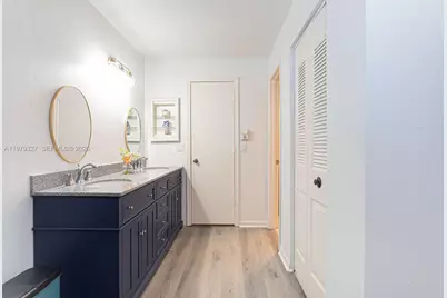 1421 NW 19th Ter #102, Delray Beach, FL 33445 - Photo 13