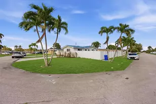 1101 NW 86th Terrace, Pembroke Pines, FL 33024 - Photo 33