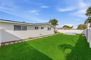 1101 NW 86th Terrace, Pembroke Pines, FL 33024 - Photo 25